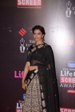 Deepika Padukone at Life Ok Screen Awards red carpet in Mumbai on 14th Jan 2015